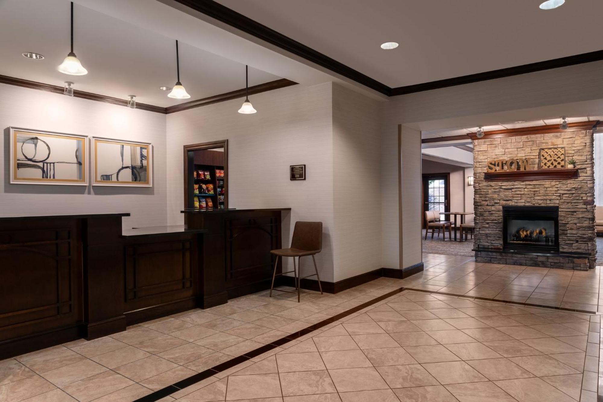 Staybridge Suites Akron-Stow-Cuyahoga Falls By Ihg Екстериор снимка